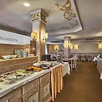 Szálloda Palace Regina 4*