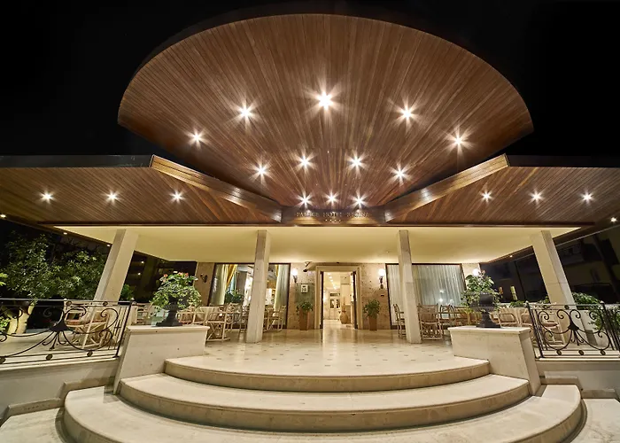 Palace Regina Hotel 4*