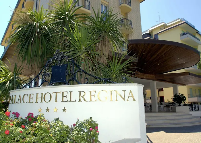 Palace Regina Hotel 4*