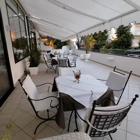 Palace Regina Szálloda