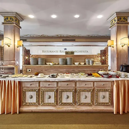 Palace Regina Szálloda 4*