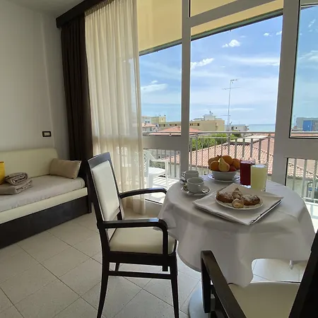 Ξενοδοχείο Palace Regina Μπιμπιόνε