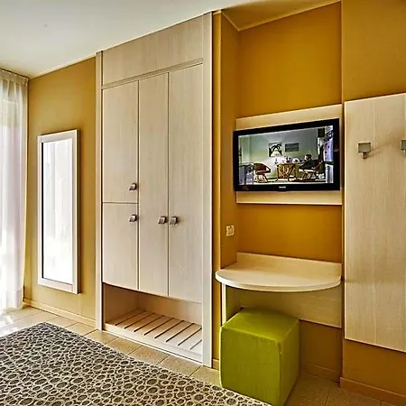 Palace Regina 4*