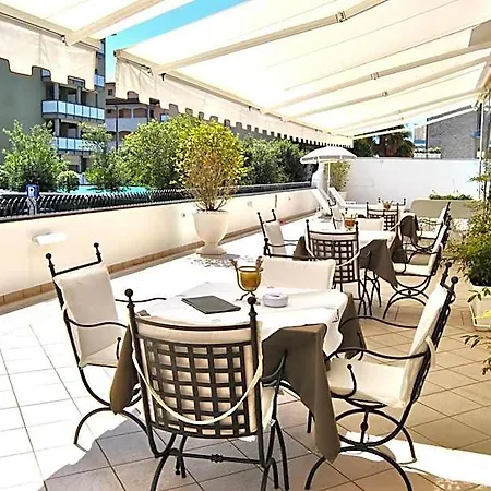 Hotel Palace Regina 4*