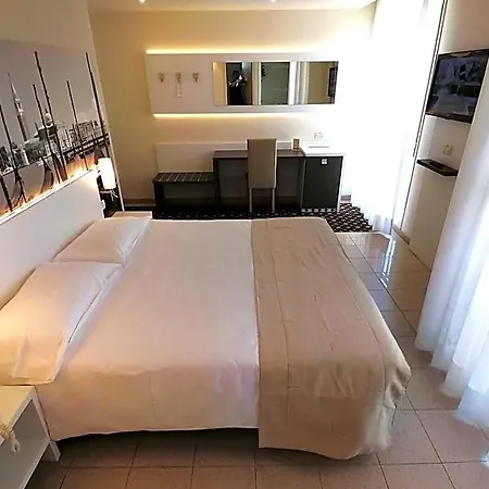 Palace Regina 4*