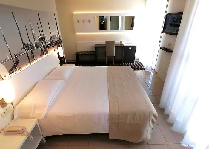 Palace Regina Hotel 4*