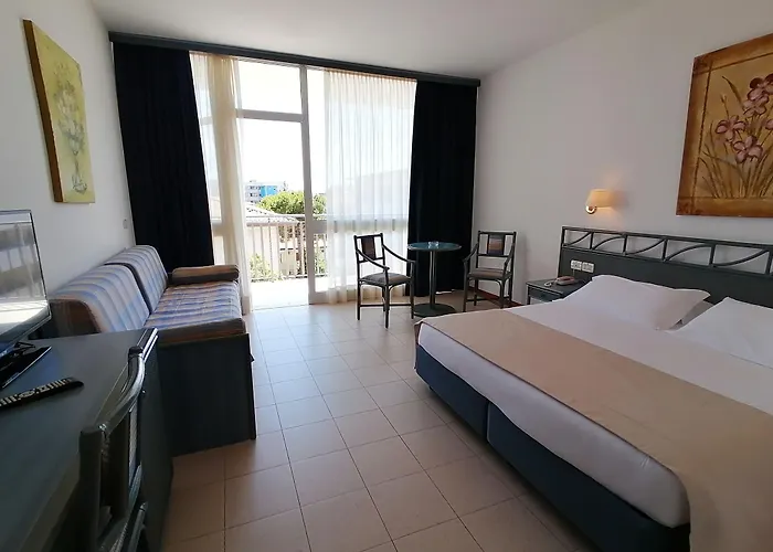 Palace Regina Szálloda 4*