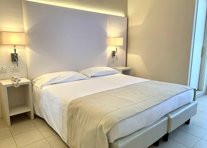 Palace Regina Szálloda 4*