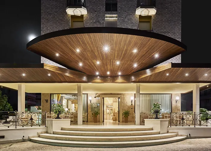 Palace Regina Szálloda 4*